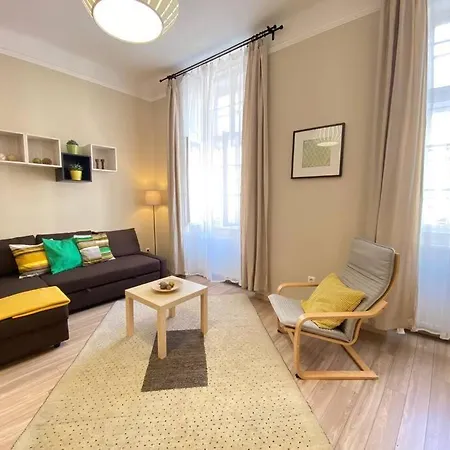 Orangehomes One Bedroom Comfy Apartment Budapest Exterior photo